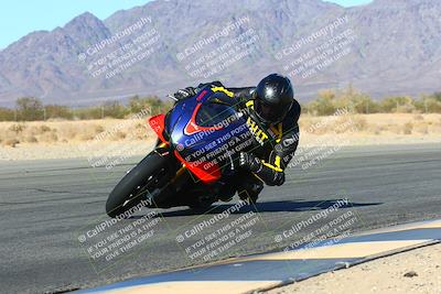 media/Jan-08-2022-SoCal Trackdays (Sat) [[1ec2777125]]/Turn 6 Inside (1pm)/